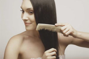 Как да изправите косата без гладене и сешоар